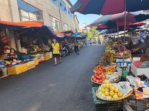 Private Tour: Hanoi Local Market Discovery