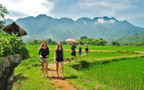 Mai Chau Village 2days tour