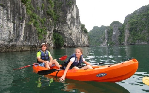 Halong Bay Deluxe Day Cruise