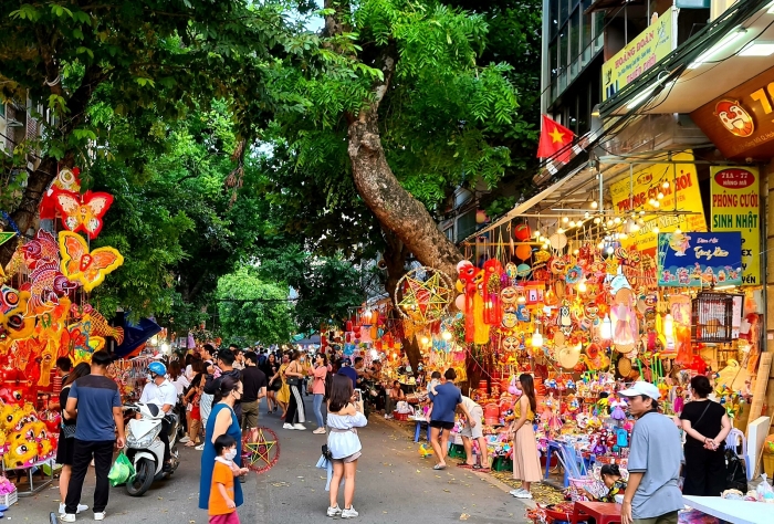 Hanoi City Half Day Private Tour with Street Food Adventure