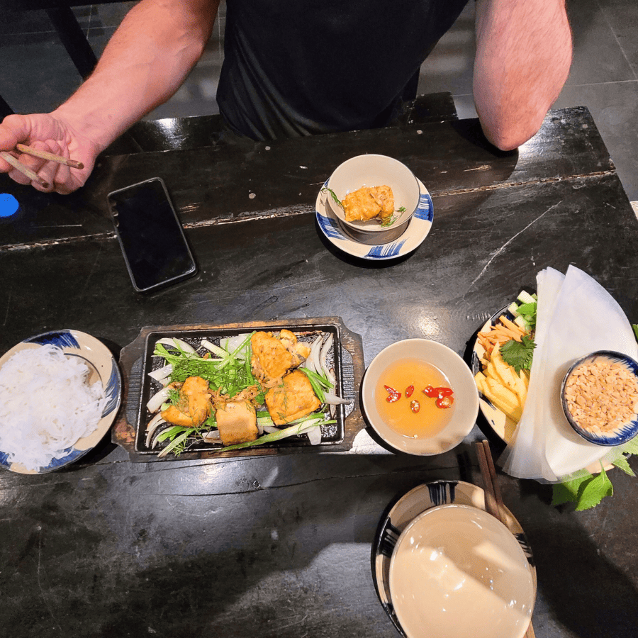 hanoi street food tour