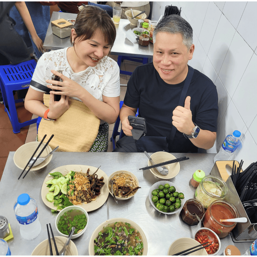 hanoi street food tour