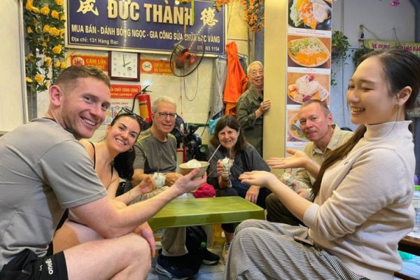 hanoi street food tour