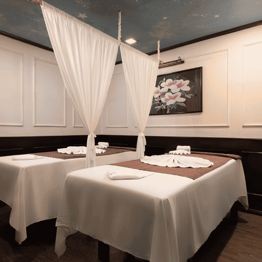 5 Star Amanda Luxury Cruise