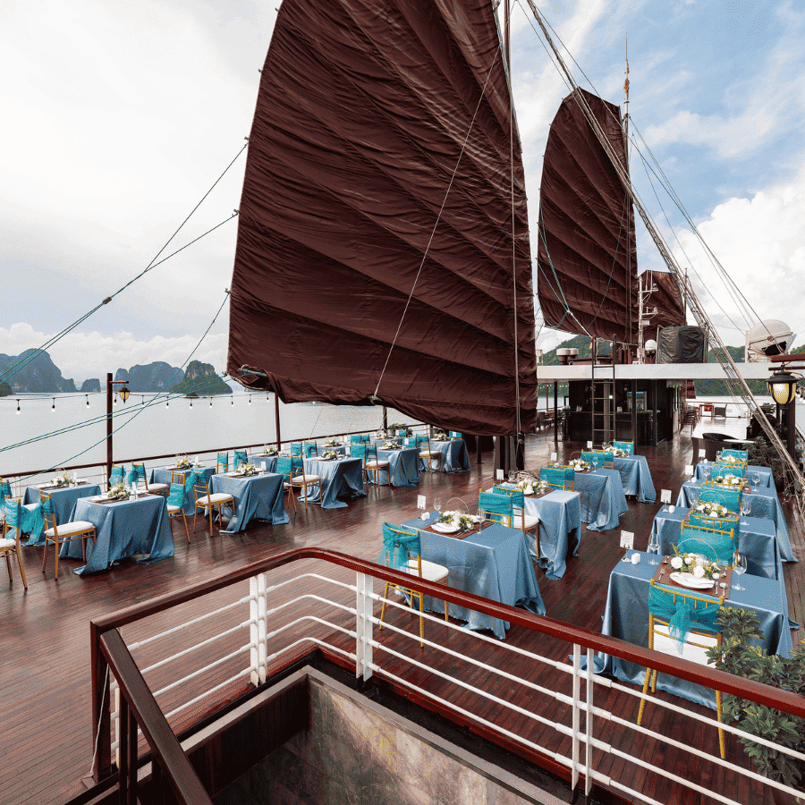 5 Star Amanda Luxury Cruise