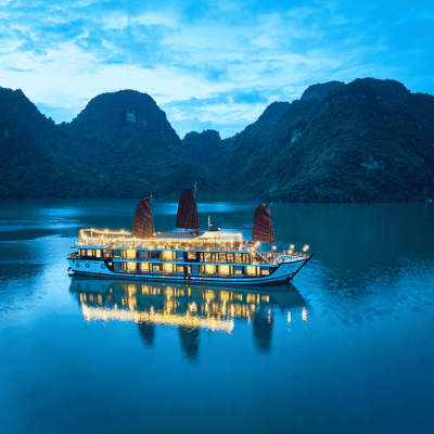 5 Star Amanda Luxury Cruise