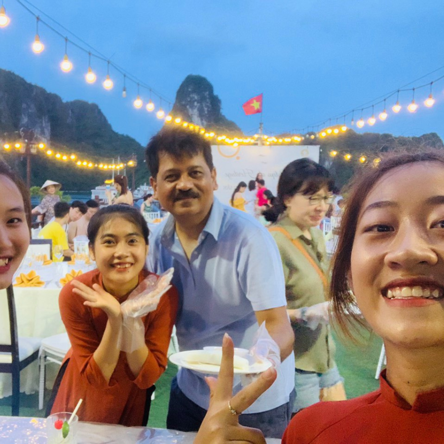 Amanda 5 Star Cruise