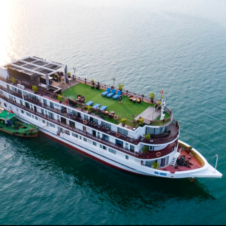 Amanda 5 Star Cruise