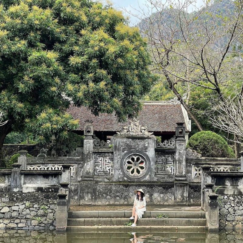 Discovery Hanoi - Hoa Lu - Tam Coc - Mua Cave - Jeep adventure 2 Days 1 Night Countryside Escape