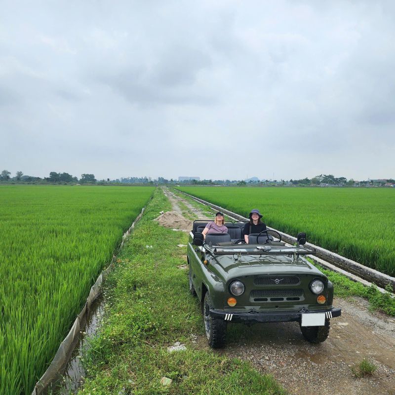 Discovery Hanoi - Hoa Lu - Tam Coc - Mua Cave - Jeep adventure 2 Days 1 Night Countryside Escape