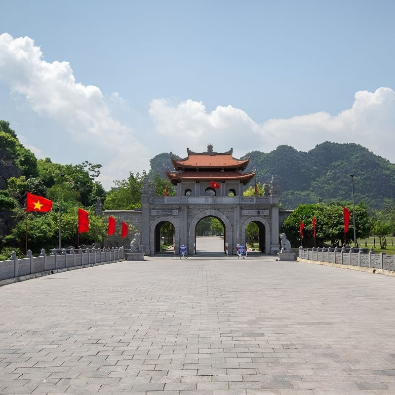 Hanoi - Bai Dinh Pagoda or Hoa Lu - Bich Dong Cycling & Thung Nham Bird Valley Full - Day Nature Exploration
