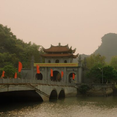 Hanoi - Hoa Lu - Tam Coc Day Tour Scenic Boat Trip & Cycling Adventure