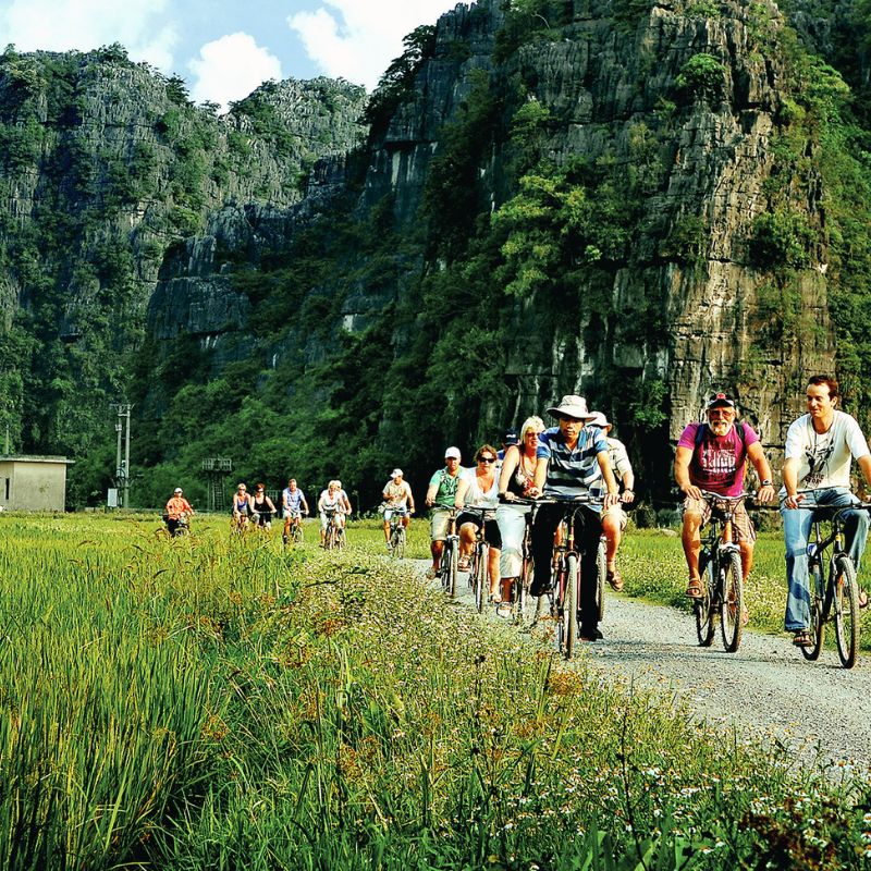 Hanoi – Hoa Lu – Cycling – Trang An Full-Day Scenic Exploration