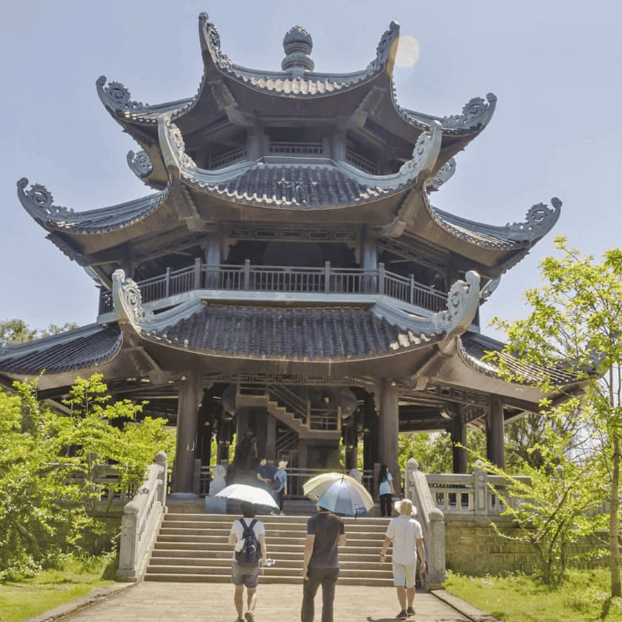 Ninh Binh 1 Day Jeep Adventure - Bai Dinh or Hoa Lu, Countryside Jeep Ride & Mua Cave