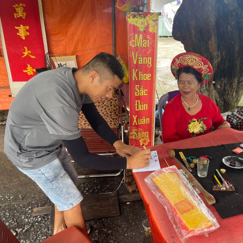 Dong Ho Folk Painting Village & But Thap Pagoda Half Day