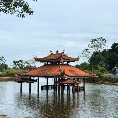 Duong Lam Ancient Village with Cultural Extensions
