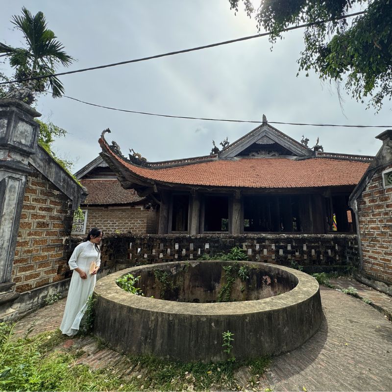 Duong Lam Ancient Village with Cultural Extensions