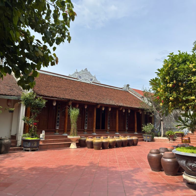 Duong Lam Ancient Village with Cultural Extensions