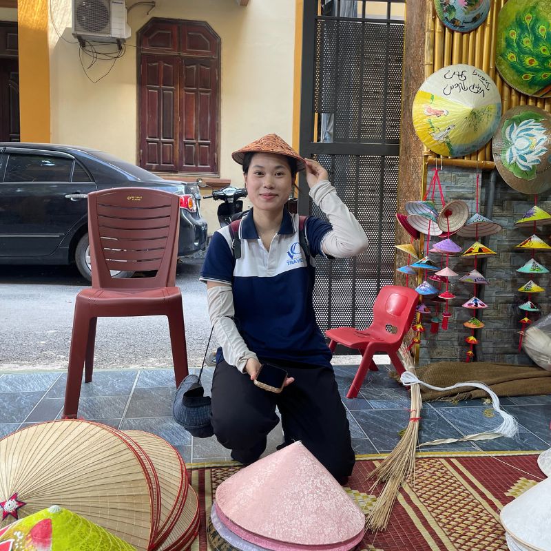 Lacquerware Village, Conical Hat Village & Incense Village Full Day Trip