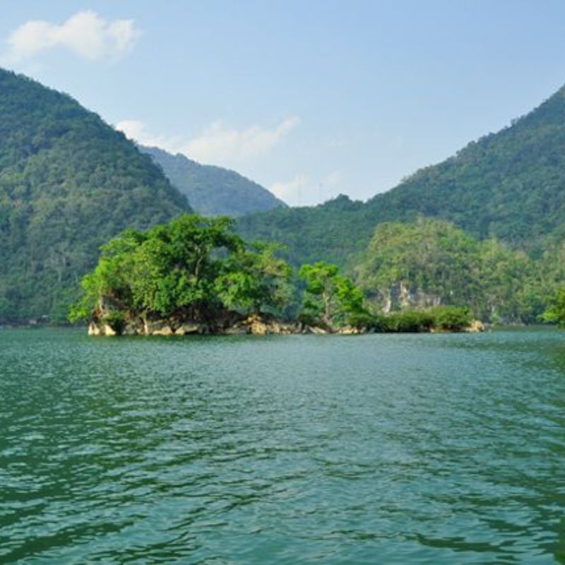 EXPLORE BA BE NATIONAL PARK