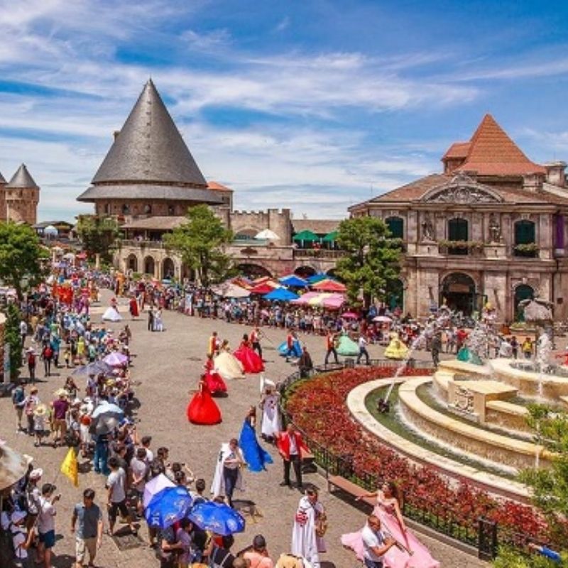 Ba Na Hills Golden Bridge Group Tour from Da Nang and Hoi An