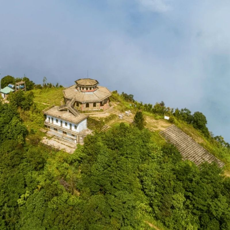 Bach Ma National Park Discovery Tour