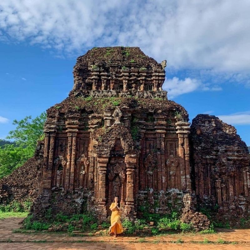 Hoi An Ancient Town and My Son Holy Land Group Tour from Da Nang (Minimum 4 Pax)