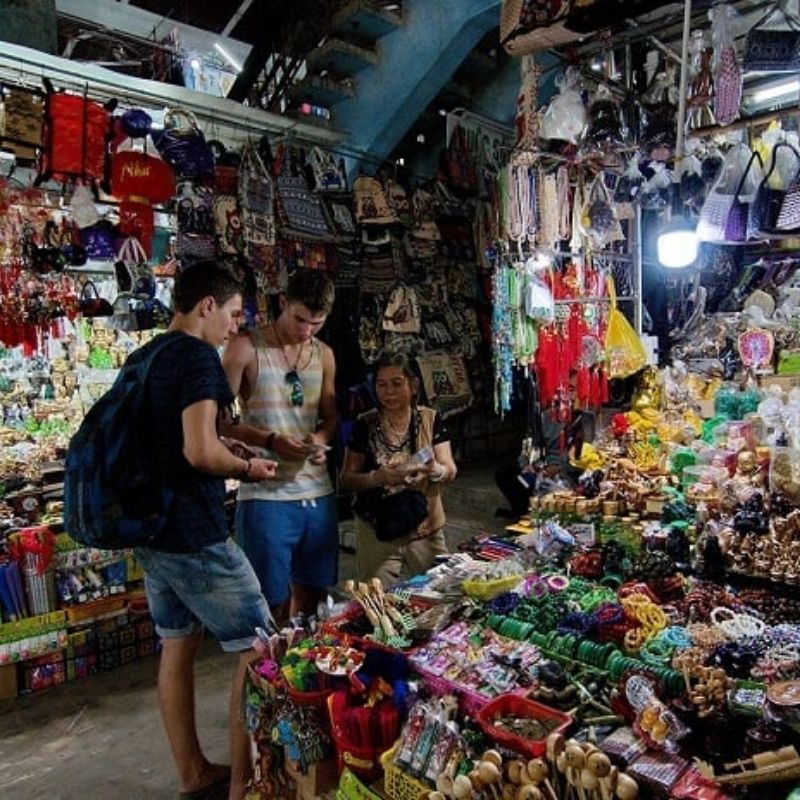 Hue Imperial City & Highlights Small Group Tour (Maximum 13 Pax)