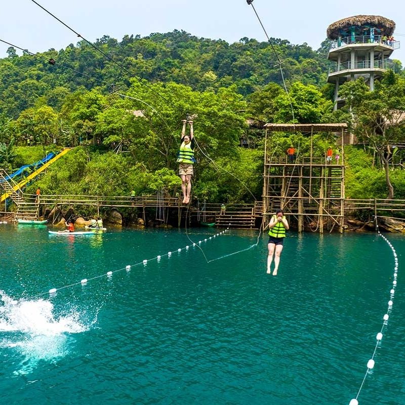 Paradise Cave & Dark Cave Exploration 1-Day Tour from Dong Hoi Phong Nha