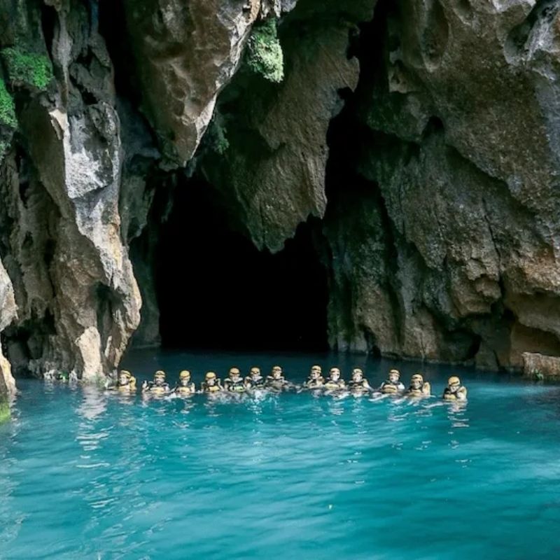 Trekking to Abandoned Valley from Phong Nha