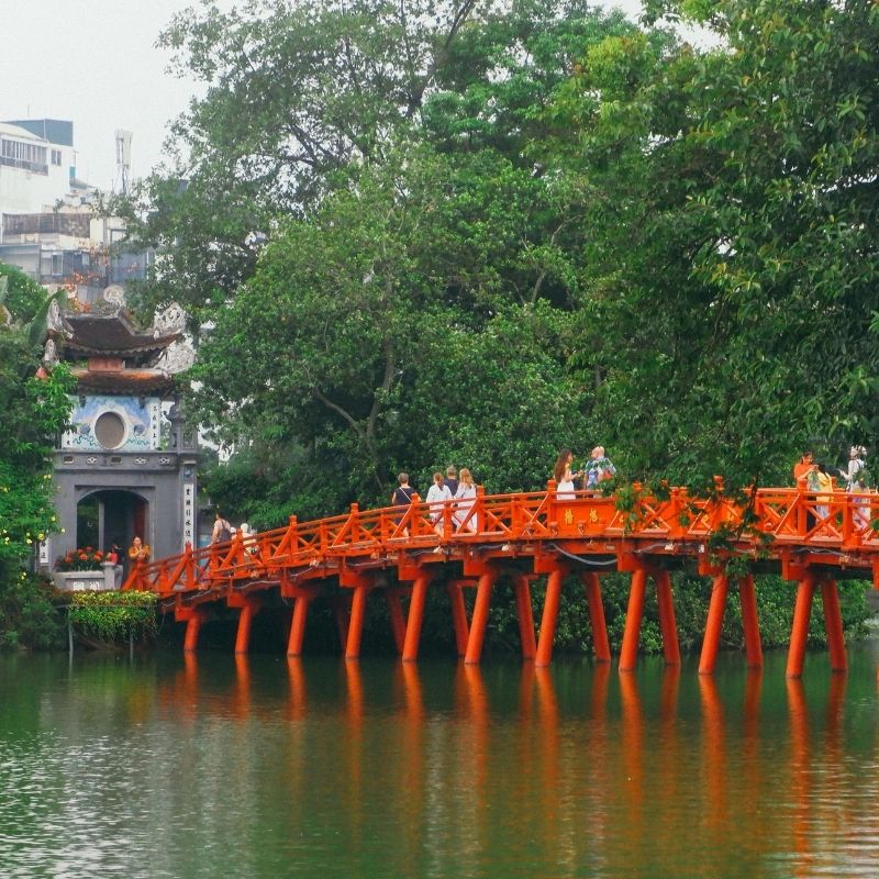8 Days Vietnam Discovery Tour – Hanoi, Ninh Binh, Halong Bay, Da Nang, Ba Na Hills and Hoi An