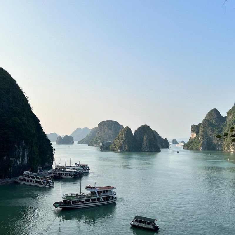 8 Days Vietnam Discovery Tour – Hanoi, Ninh Binh, Halong Bay, Da Nang, Ba Na Hills and Hoi An