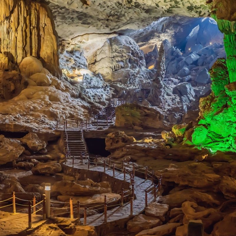 Northern Vietnam Discovery Tour 6 Days Hanoi – Ninh Binh – Sapa – Halong Bay