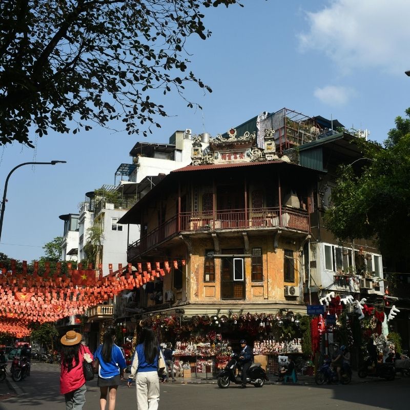Northern Vietnam Discovery Tour 6 Days Hanoi – Ninh Binh – Sapa – Halong Bay