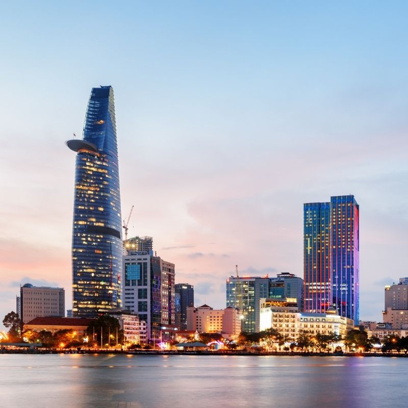 Vietnam Grand Discovery Tour 24 Days Ho Chi Minh City – Da Nang – Hoi An – Hue – Phong Nha – Hanoi – Sapa – Halong Bay – Ninh Binh – Cuc Phuong