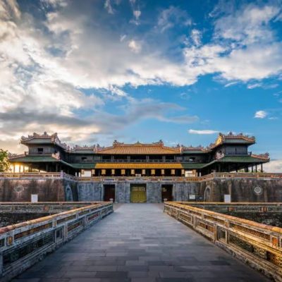 Vietnam Sun & Sea Adventure – 18 Days