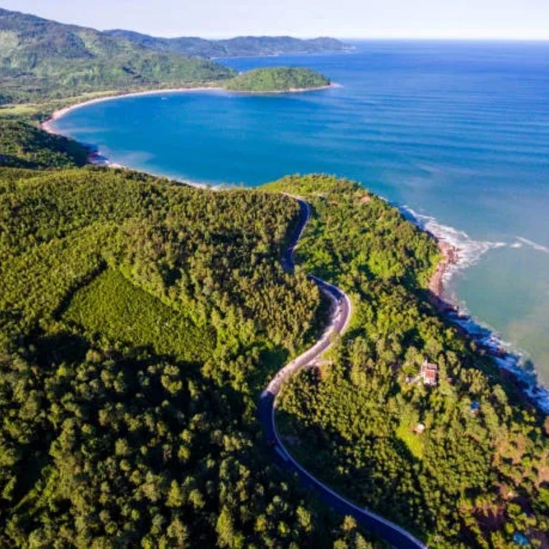 Vietnam Sun & Sea Adventure – 18 Days
