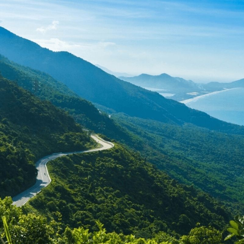 Vietnam Sun & Sea Adventure – 18 Days