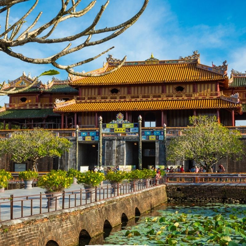 Vietnam at a Glance Tour 10 Days Ho Chi Minh City – Mekong Delta – Hoi An – Hue – Hanoi – Halong Bay