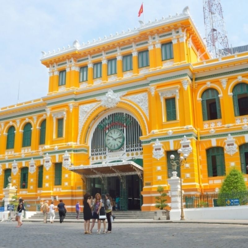 Vietnam at a Glance Tour 10 Days Ho Chi Minh City – Mekong Delta – Hoi An – Hue – Hanoi – Halong Bay