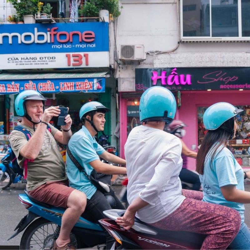 Ho Chi Minh City Motorbike Tour – City Highlights and Hidden Gems Exploration 3.5 Hours