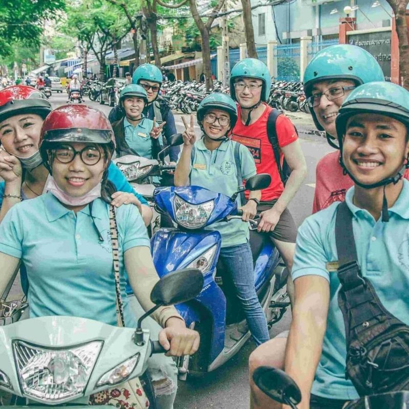 Ho Chi Minh City Motorbike Tour – City Highlights and Hidden Gems Exploration 3.5 Hours