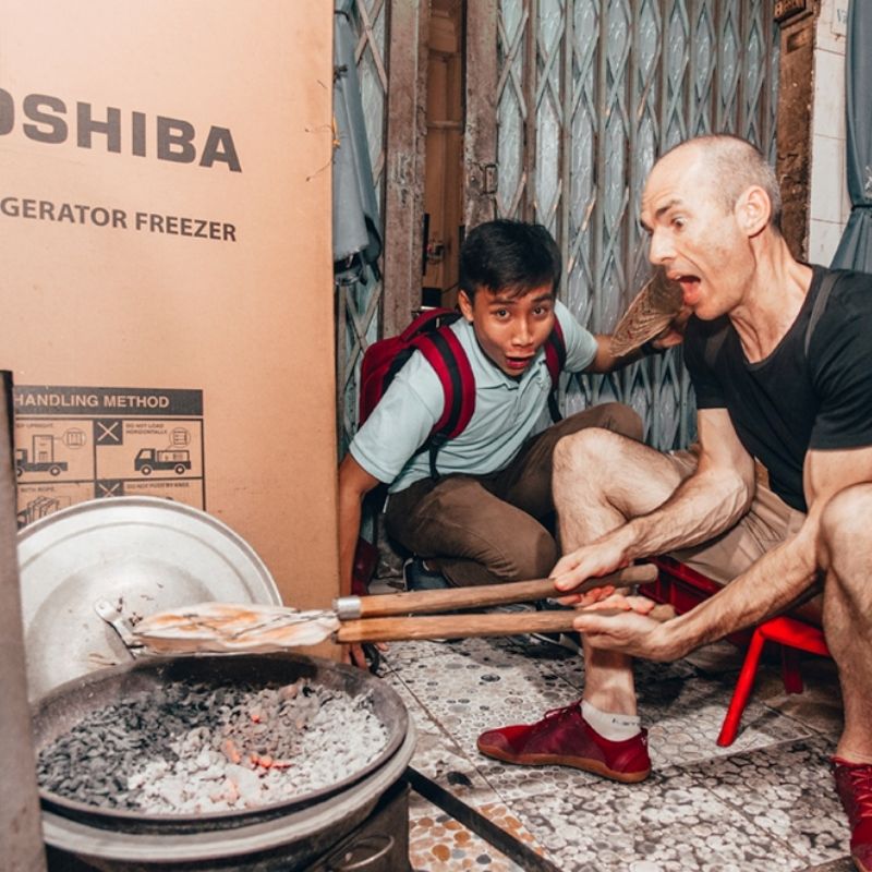 Ho Chi Minh City Motorbike Tour – City Highlights and Hidden Gems Exploration 3.5 Hours