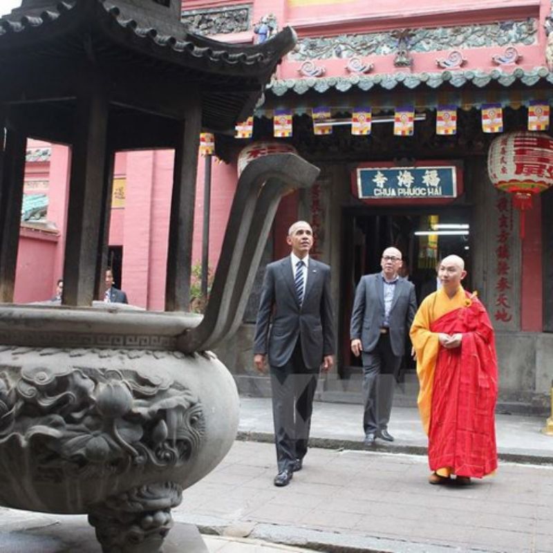 Ho Chi Minh City Motorbike Tour – Classic City Highlights and War History Exploration 4 Hours