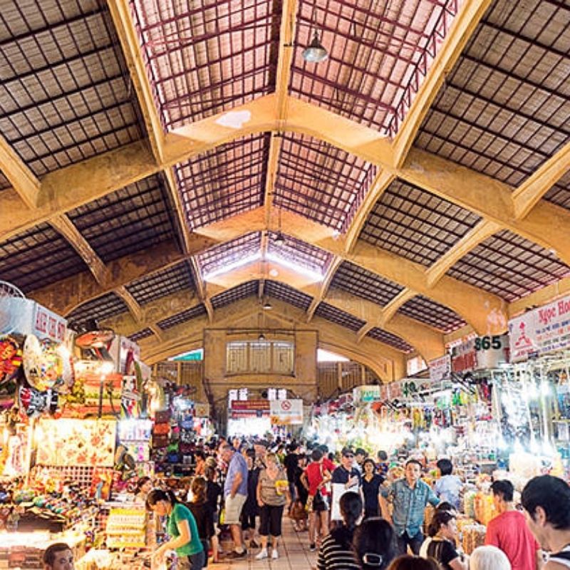 Ho Chi Minh City Motorbike Tour – Classic City Highlights and War History Exploration 4 Hours