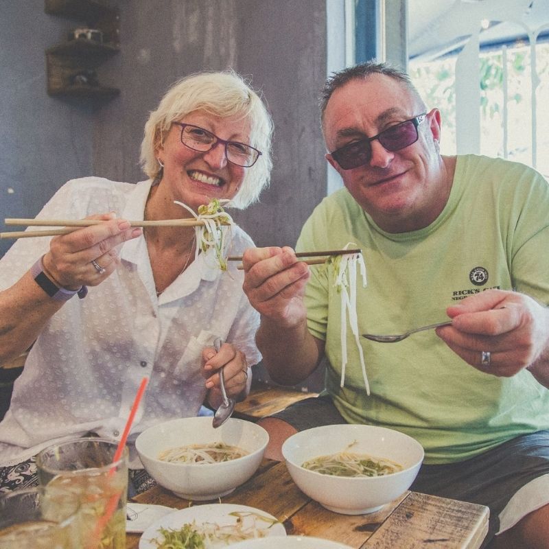 Saigon Cyclo Food and Sight Tour – City Highlights and Street Food Experience 4 Hours