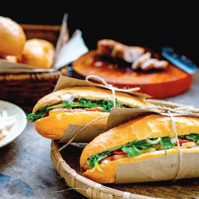 Saigon Food and Sight Motorbike Tour – Street Food, Landmarks and Hidden Gems 4 Hours