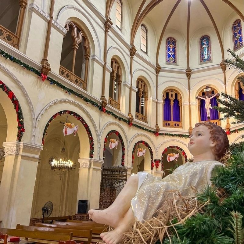 Saigon Food and Sight Motorbike Tour – Street Food, Landmarks and Hidden Gems 4 Hours