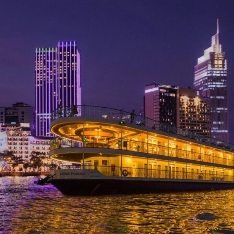 Saigon Night Cyclo & Dinner Cruise – Romantic River Experience