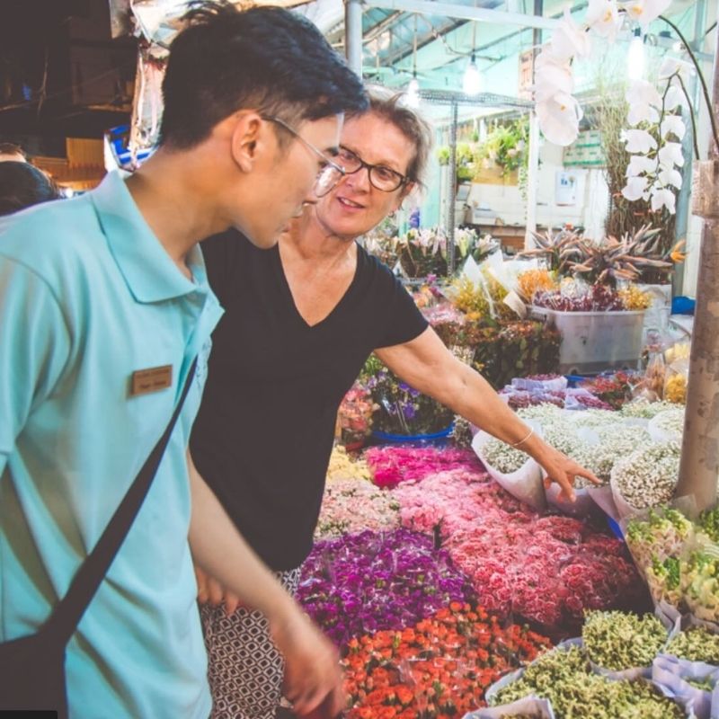 Saigon Night Motorbike Tour – Food Beer and Live Music Experience 4 Hours